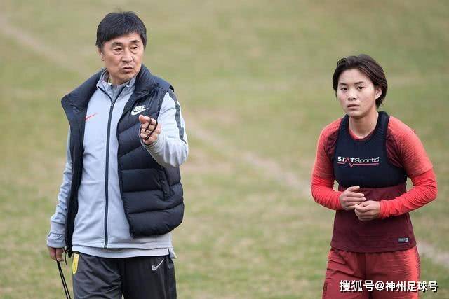 媒体人揭示杜锋卸任两大原因 直言仕途一片光明